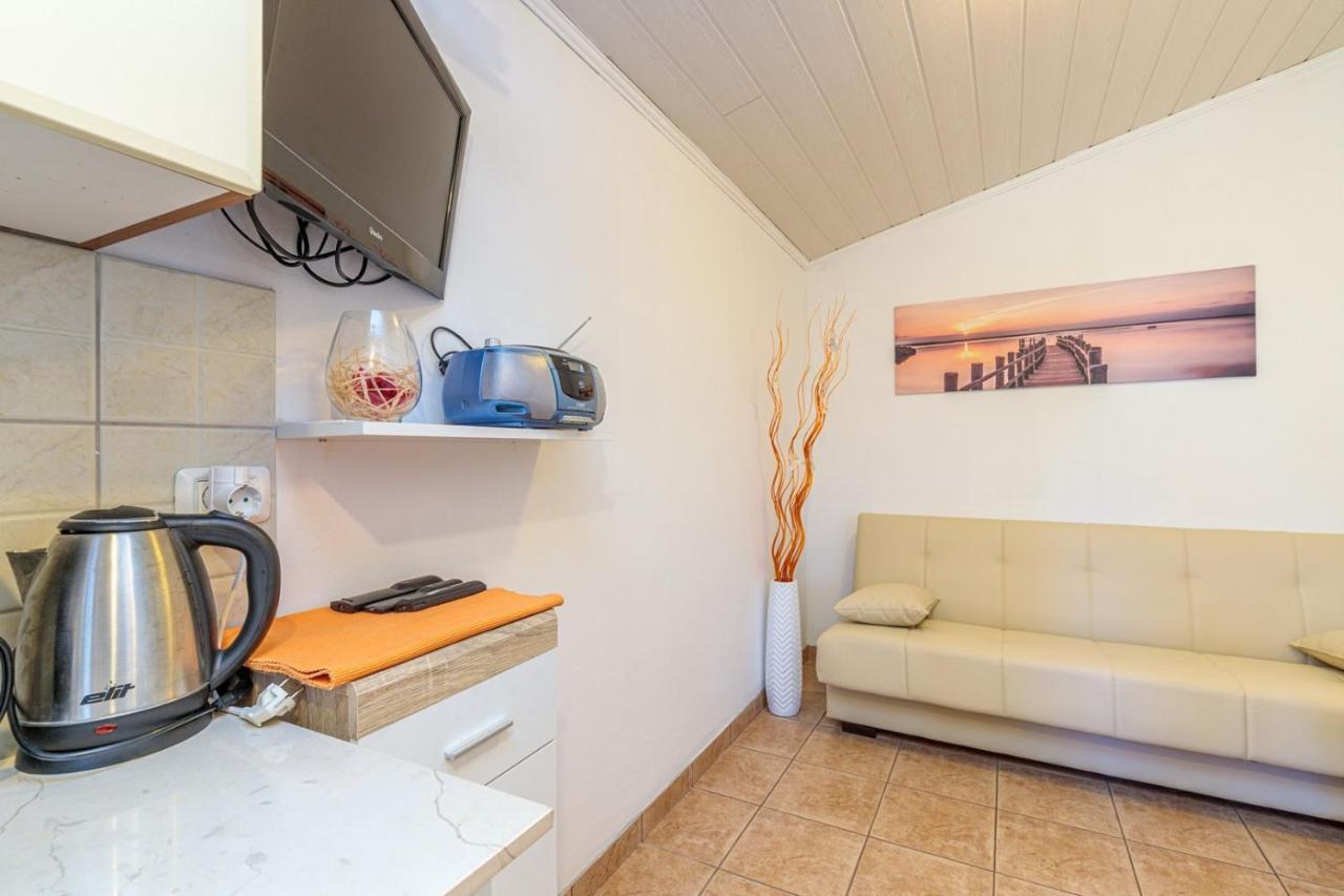 Apartments Sveti Leonard Oprtalj Bagian luar foto
